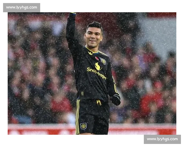 卡塞米罗 11 周年纪念日深情告白：娶你是我人生最正确的决定